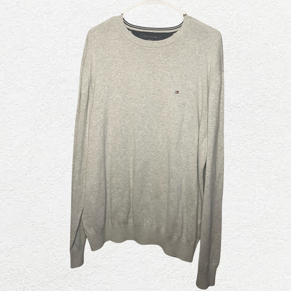 🆕 Tommy Hilfiger Crewneck Sweater